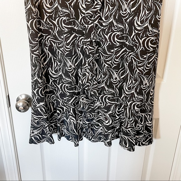 NWT Taylor Woman Ruffle Dress 9770LJ - 24W - Picture 6 of 6